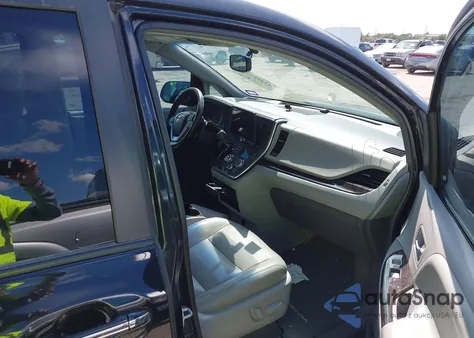 2015 Toyota Sienna Xle 8 Passenger из США, поврежденный, VIN 5TDYK3DC0FS534334